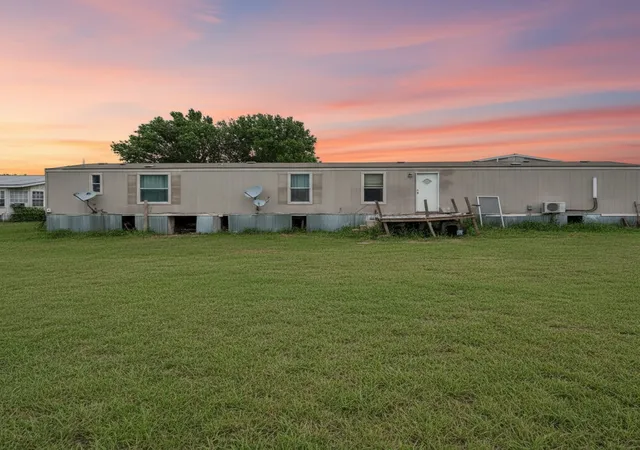 Homes for sale in Bowie, TX | 355 Indian Hills Rd, Bowie, TX 76230 | MLS# 21271279