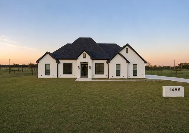 Photo 2 of Single family home for sale at 1485 Dixie Estates Wy, Whitesboro, TX 76273 | MLS# 21267283 | Listing updated on 2026-08-30