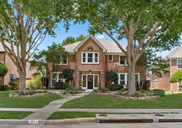 Homes for sale in Richardson, TX | 2011 Primrose Dr, Richardson, TX 75082 | MLS# 21271304