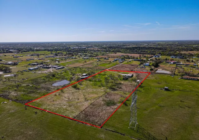 Photo 3 of Manufactured home for sale at 4736 County Road 2647, Royse City, TX 75189 | MLS# 21271456 | Listing updated on 2026-10-07