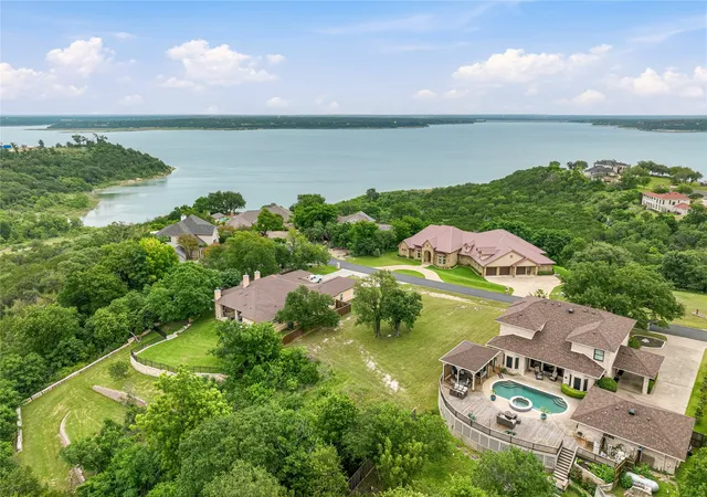 Photo 1 of Sale Pending at 4512 Blue Ridge Dr, Belton, TX 76513 | MLS# 21268397 | Listing updated on 2026-08-24