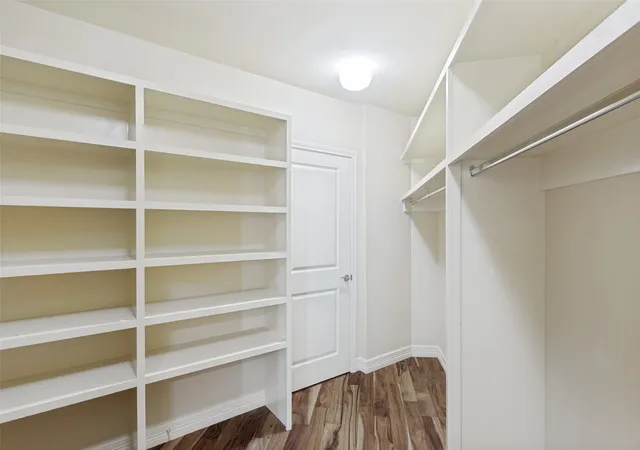 Photo 4 of Condo for sale at 500 Throckmorton St #1104, Fort Worth, TX 76102 | MLS# 21268245 | Listing updated on 2026-10-01