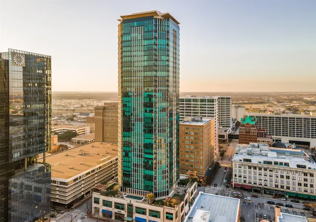 Homes for sale in Fort Worth, TX | 500 Throckmorton St #1104, Fort Worth, TX 76102 | MLS# 21268245