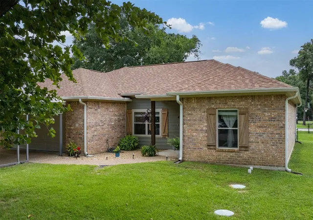 Homes for sale in Star Harbor, TX | 49 Westview Cir, Star Harbor, TX 75148 | MLS# 21267717