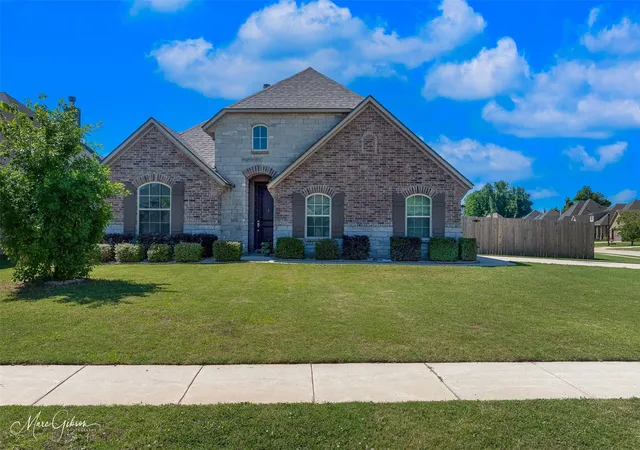 Homes for sale in Bossier City, LA | 131 Cullom Dr, Bossier City, LA 71112 | MLS# 21269496