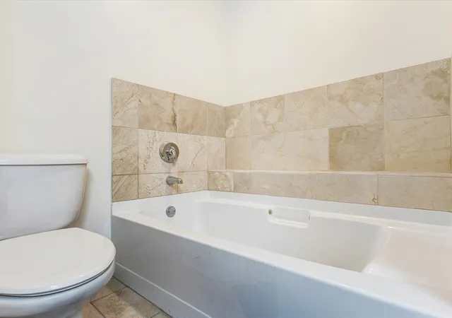 Homes for sale in Dallas, TX | 1200 Main St #1404, Dallas, TX 75202 | MLS# 21271630