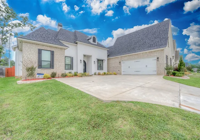1st image of 358 Newburn Ln, Shreveport, LA 71106 | MLS# 21261208