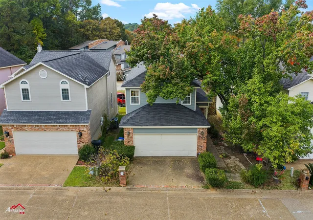 Photo 3 of Single family home for sale at 5710 Wood Ridge Dr, Shreveport, LA 71119 | MLS# 21271779 | Listing updated on 2026-07-21
