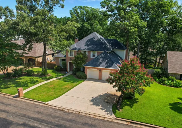 Homes for sale in Longview, TX | 1103 Marigold Ln, Longview, TX 75604 | MLS# 21271902