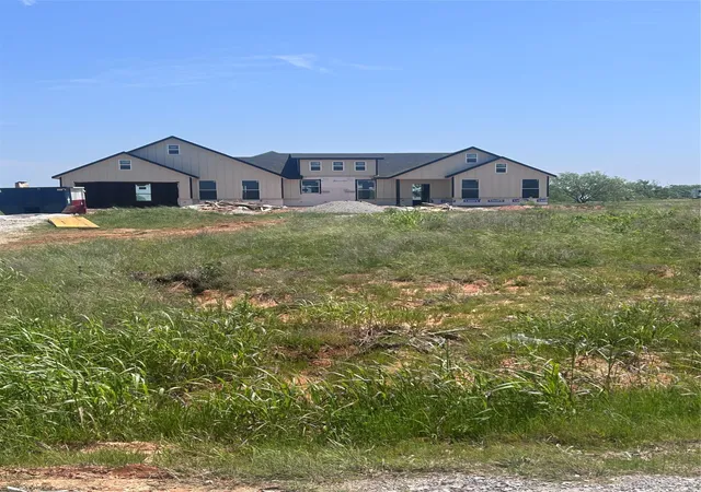 Photo 2 of Sale Pending at 210 Leech Rd, Poolville, TX 76487 | MLS# 21270401 | Listing updated on 2026-08-25