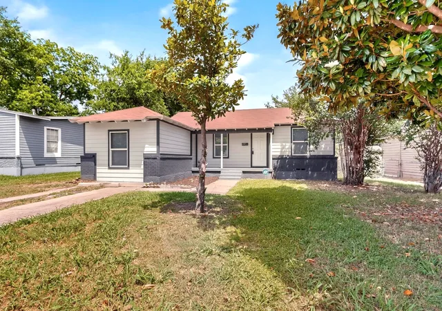 Photo 2 of Single family home for sale at 3047 Marjorie Ave, Dallas, TX 75216 | MLS# 21265697 | Listing updated on 2026-08-18