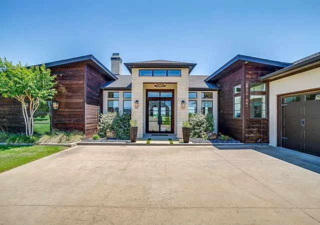 Photo 1 of Single family home for sale at 6372 Rigel Rd, Godley, TX 76044 | MLS# 21268075 | Listing updated on 2026-08-26
