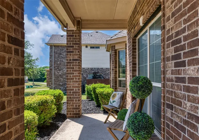 Homes for sale in Cedar Hill, TX | 708 Clement Dr, Cedar Hill, TX 75104 | MLS# 21225319