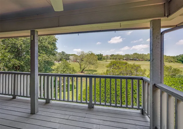 2nd image of 3 Oak Village Ct, Trophy Club, TX 76262 | MLS# 21271014