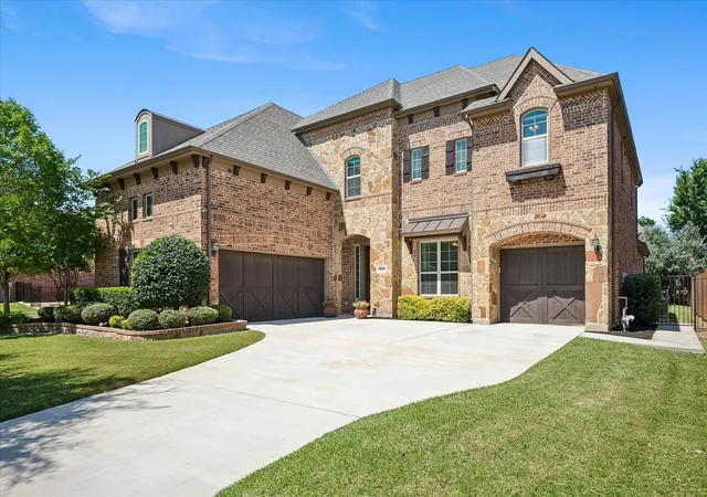 Photo 1 of Sale Pending at 9601 Bowman Dr, Fort Worth, TX 76244 | MLS# 21271629 | Listing updated on 2026-07-14