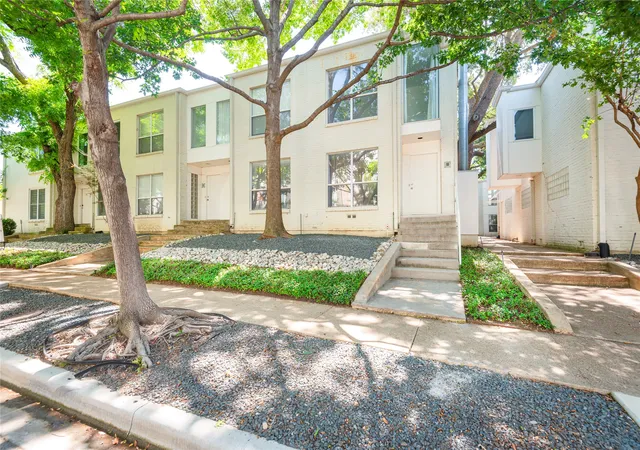 Homes for sale in Dallas, TX | 4122 Travis St #10, Dallas, TX 75204 | MLS# 21271501