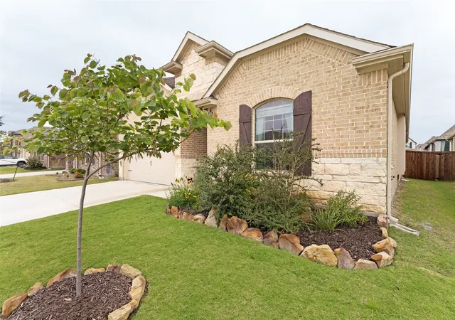 Homes for sale in Justin, TX | 1153 Canuela Wy, Justin, TX 76247 | MLS# 21240578