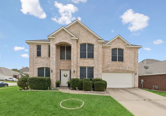 Homes for sale in Fort Worth, TX | 8501 Viridian Ln, Fort Worth, TX 76123 | MLS# 21272022