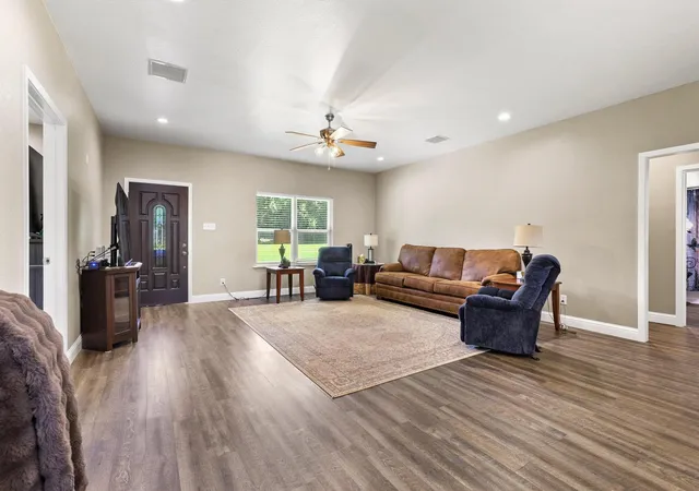 Photo 4 of Single family home for sale at 2658 Oak Ridge Rd, Denison, TX 75021 | MLS# 21271096 | Listing updated on 2026-08-20