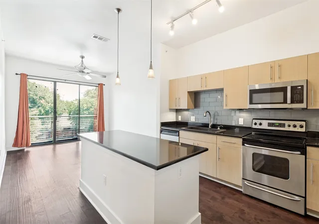 5th image of 4414 Cedar Springs Rd #320, Dallas, TX 75219 | MLS# 21248940
