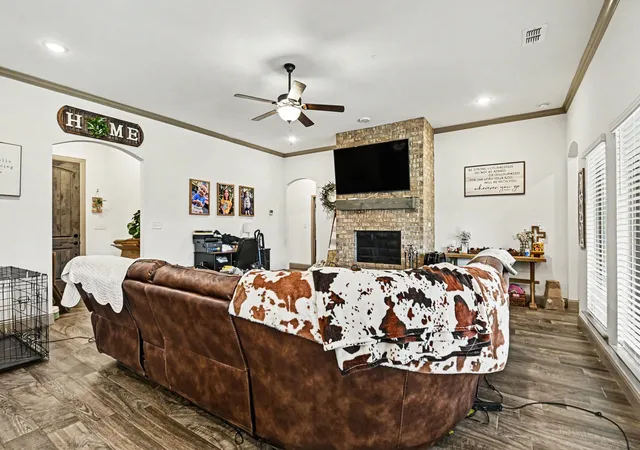 Photo 3 of Single family home for sale at 207 Bayless Ave, Godley, TX 76044 | MLS# 21271184 | Listing updated on 2026-08-22