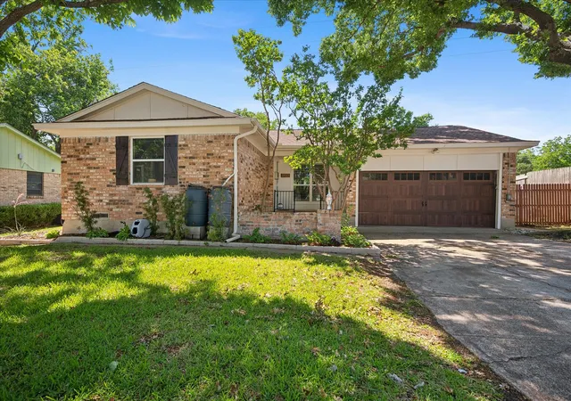 Homes for sale in Richardson, TX | 1903 Provincetown Ln, Richardson, TX 75080 | MLS# 21267897