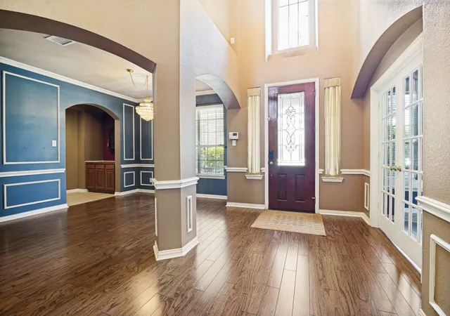 Photo 3 of Single family home for sale at 10405 Panks Ct, Rowlett, TX 75089 | MLS# 21272019 | Listing updated on 2026-10-02