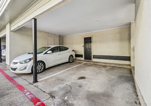 Photo 2 of Condo for sale at 9607 Walnut St #11107, Dallas, TX 75243 | MLS# 21271836 | Listing updated on 2026-07-08