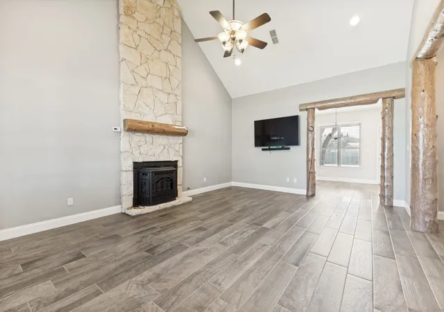 Homes for sale in Collinsville, TX | 225 Pear Tree Ln, Collinsville, TX 76233 | MLS# 21272499