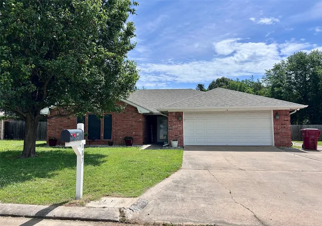 Photo 3 of Sale Pending at 187 Sandy Ln, Reno, TX 75462 | MLS# 21272483 | Listing updated on 2026-07-18