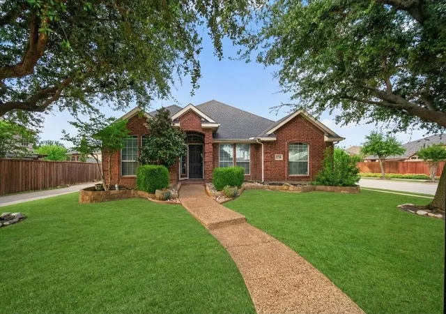 Photo 1 of Sale Pending at 11758 Corsicana Dr, Frisco, TX 75035 | MLS# 21272561 | Listing updated on 2026-08-31