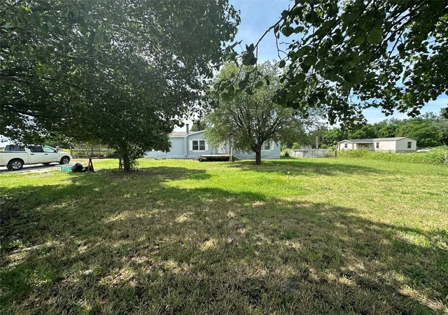 Photo 2 of Sale Pending at 3360 Old Sherman Rd, Whitesboro, TX 76273 | MLS# 21272571 | Listing updated on 2026-07-16