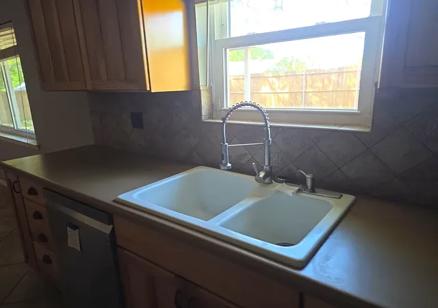 Photo 4 of Sale Pending at 1900 26Th Ave, Mineral Wells, TX 76067 | MLS# 21271399 | Listing updated on 2026-08-18