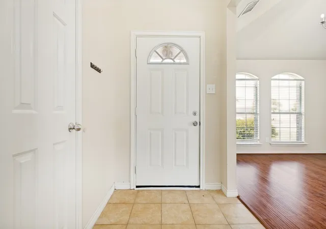 Photo 3 of Sale Pending at 225 Charleston Dr, Anna, TX 75409 | MLS# 21271562 | Listing updated on 2026-09-30