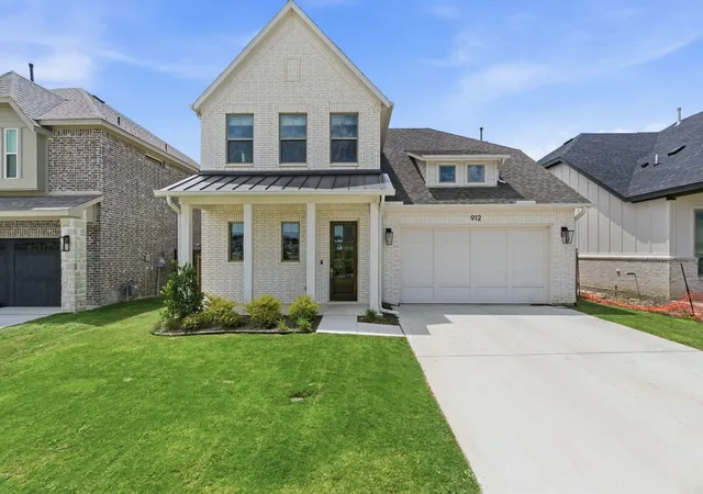Photo 3 of Single family home for sale at 912 Sandpiper Dr, Aledo, TX 76008 | MLS# 21246470 | Listing updated on 2026-08-28