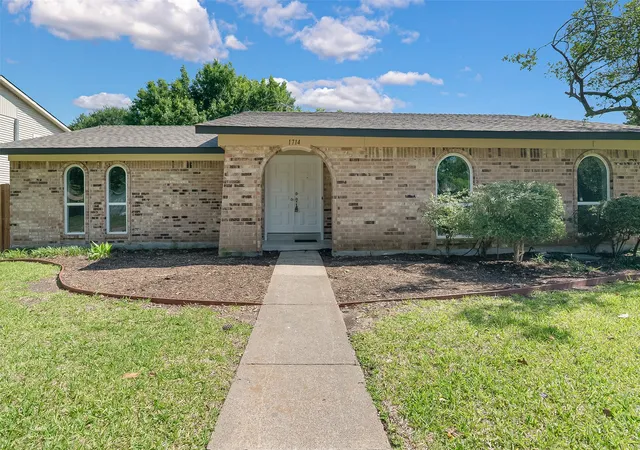 Homes for sale in Richardson, TX | 1714 Arvada Dr, Richardson, TX 75081 | MLS# 21252744