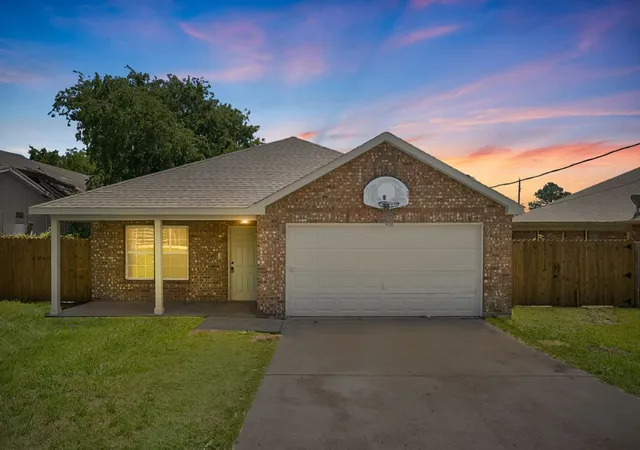 Homes for sale in Balch Springs, TX | 4920 S Peachtree Rd, Balch Springs, TX 75180 | MLS# 21272653