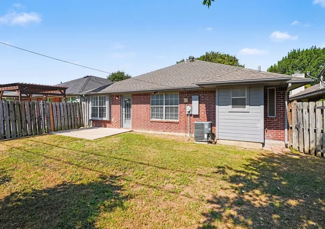 Photo 16 of Single family home for sale at 5612 Cancun Dr, North Richland Hills, TX 76180 | MLS# 21268844 | Listing updated on 2026-07-10