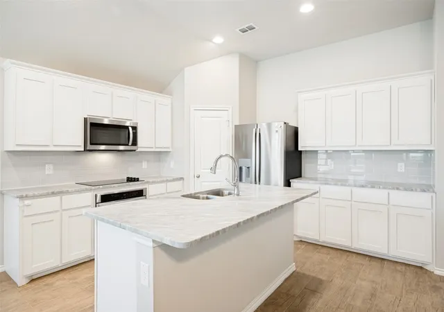 Photo 3 of Single family home for sale at 11449 White River Dr, Aubrey, TX 76227 | MLS# 21266299 | Listing updated on 2026-08-31