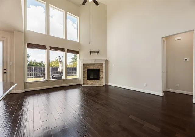 Photo 1 of Single family home for sale at 302 Daylily Dr, Wylie, TX 75098 | MLS# 21237288 | Listing updated on 2026-09-20