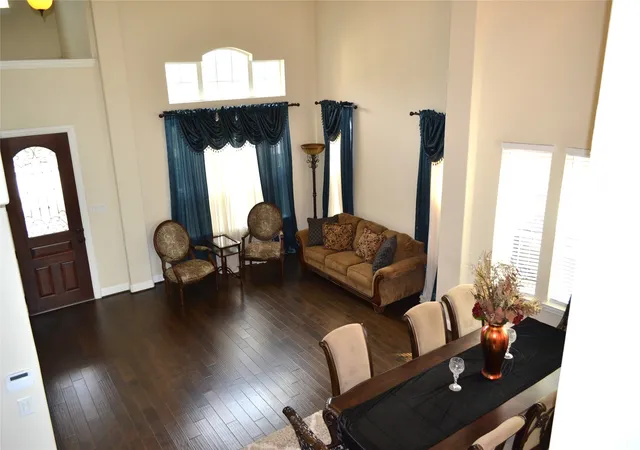 2nd image of 302 Daylily Dr, Wylie, TX 75098 | MLS# 21237288