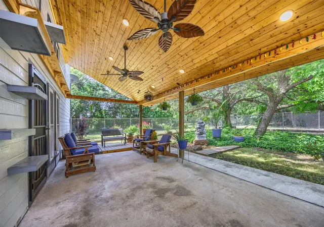 Photo 1 of Single family home for sale at 881 Wild Rd, Van Alstyne, TX 75495 | MLS# 21262462 | Listing updated on 2026-08-04