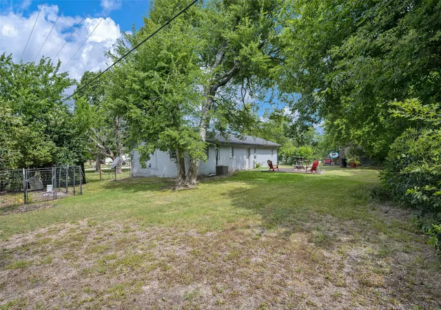 Homes for sale in Kemp, TX | 101 Smackover, Kemp, TX 75143 | MLS# 21272347