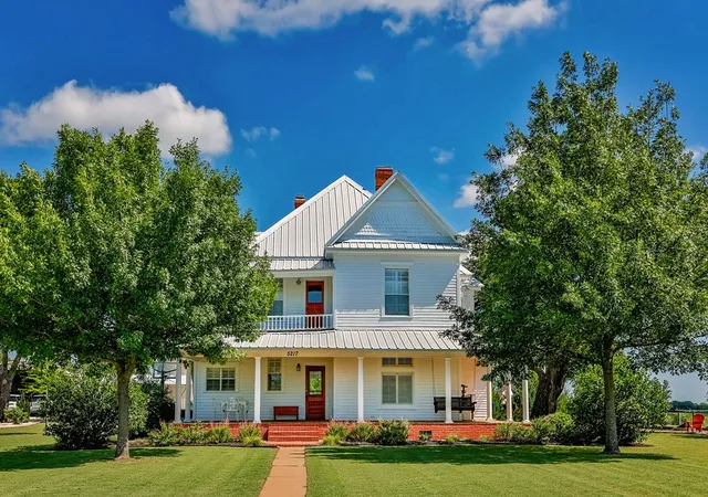 Homes for sale in Valley View, TX | 5217 W Fm 922, Valley View, TX 76272 | MLS# 21269027