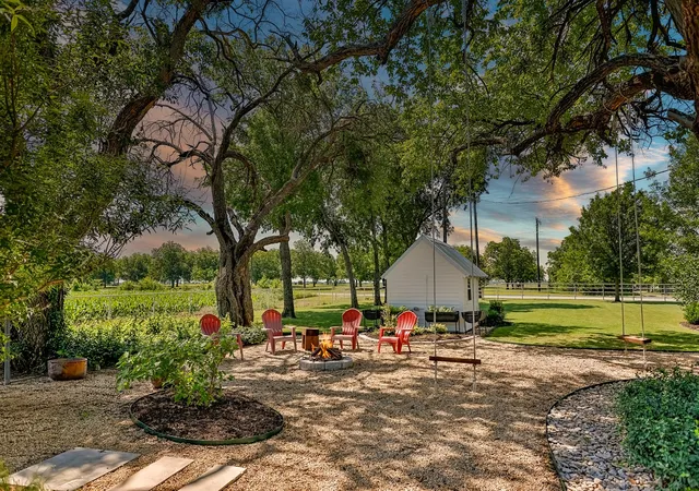 Homes for sale in Valley View, TX | 5217 W Fm 922, Valley View, TX 76272 | MLS# 21269027