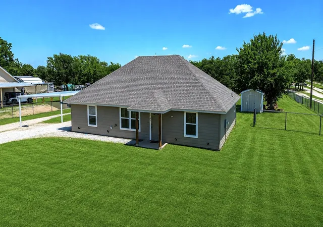 Photo 1 of Single family home for sale at 147 Brown Ln, Poolville, TX 76487 | MLS# 21266484 | Listing updated on 2026-08-03