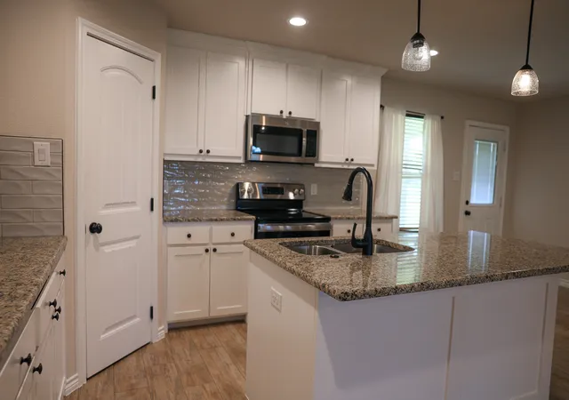 Photo 3 of Single family home for sale at 147 Brown Ln, Poolville, TX 76487 | MLS# 21266484 | Listing updated on 2026-08-03