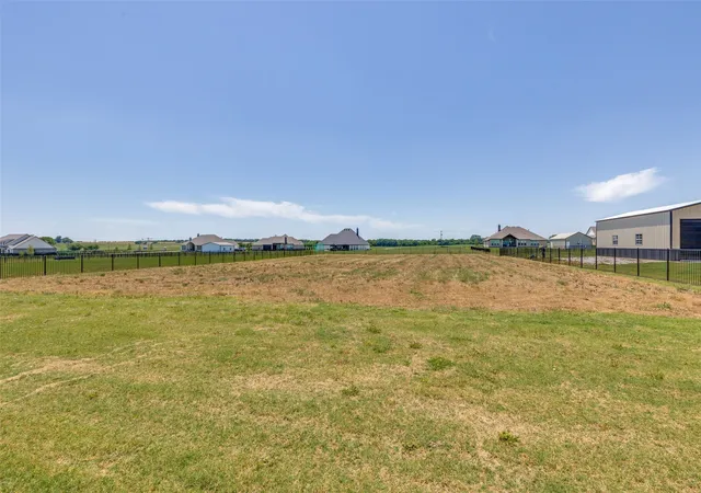 Homes for sale in New Fairview, TX | 9240 Dove Hollow Rd, New Fairview, TX 76247 | MLS# 21272854