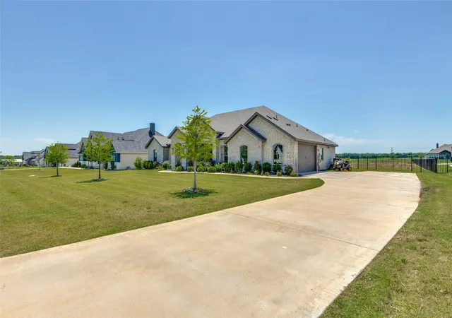 Homes for sale in New Fairview, TX | 9240 Dove Hollow Rd, New Fairview, TX 76247 | MLS# 21272854
