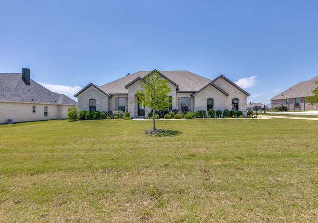 Homes for sale in New Fairview, TX | 9240 Dove Hollow Rd, New Fairview, TX 76247 | MLS# 21272854